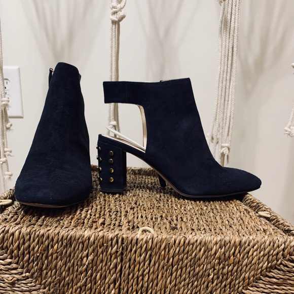 Nine West Shoes - Adorable Booties - Great for Transitioning Weather